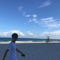 Elvis Zhang